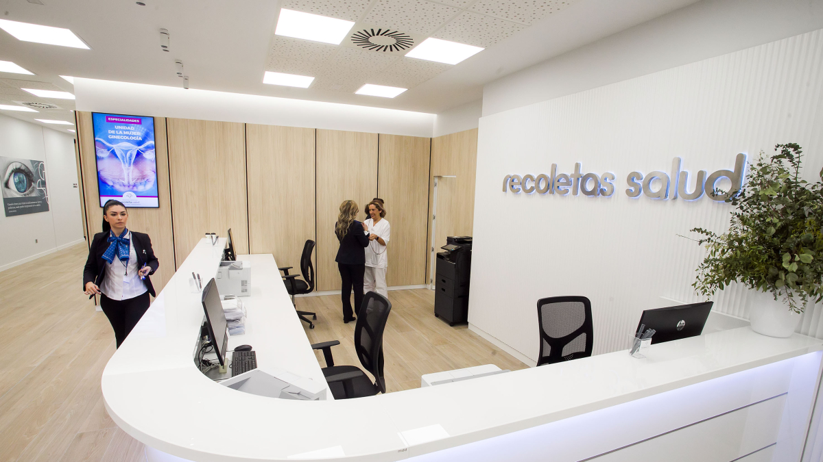 La recepción de pacientes es independiente en cada área del Centro Médico Vírgen del Manzano