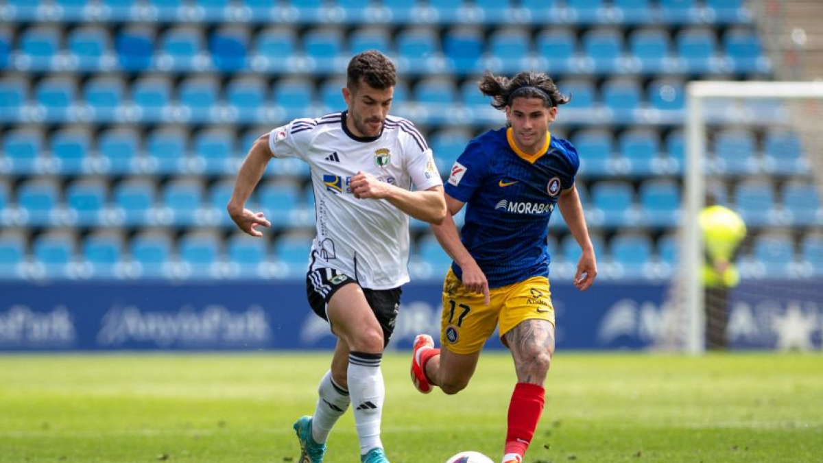 Imagen del partido entre el Andorra y el Burgos CF.