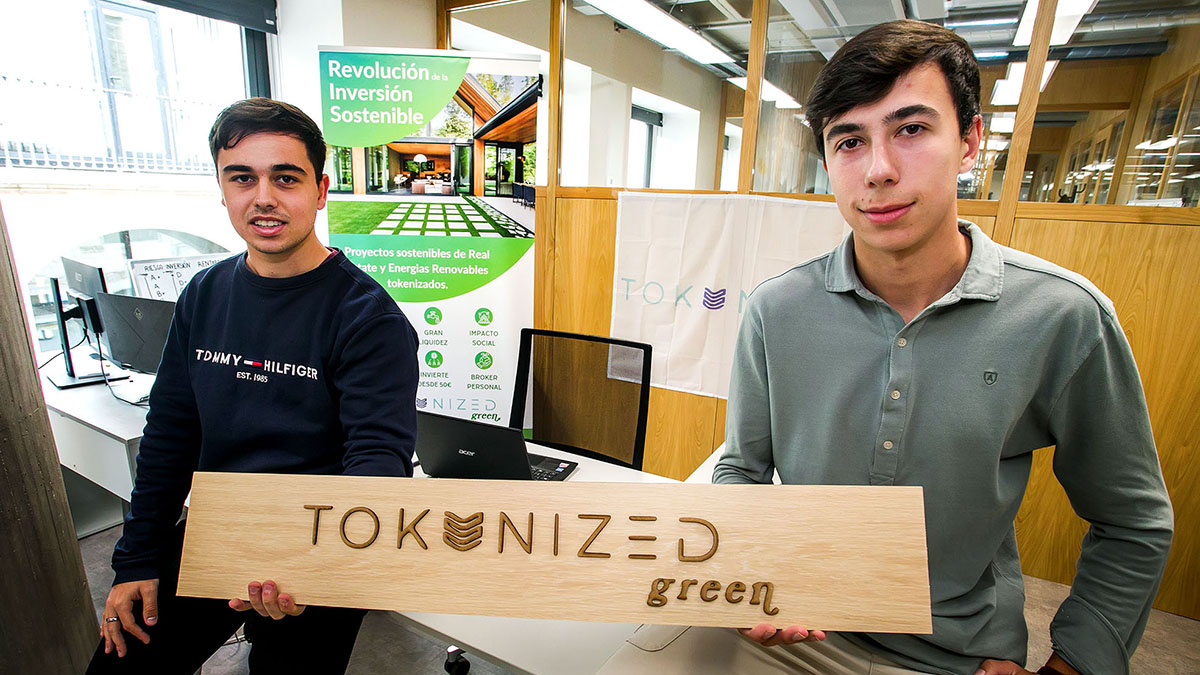 Lucas Olivella Escribano, CEO & Founder de Tokenized Green, y Álvaro Lobo.