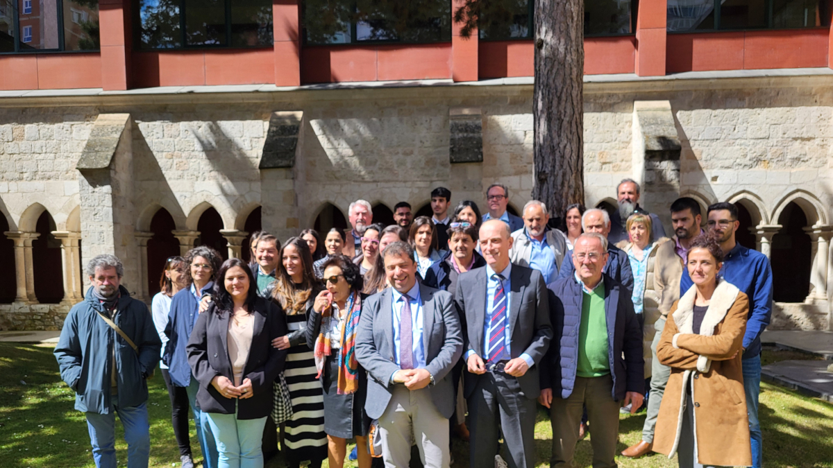 Desde Sodebur se trabaja desde principios de año con Proyecto Arraigo en la selección y acompañamiento a familias que residen en entornos urbanos y quieren realizar un cambio de vida, propiciando su asentamiento en municipios rurales de la provincia de Burgos.