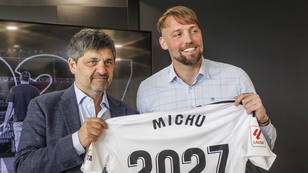 Marcelo Figoli junto a 'Michu' en El Plantío.