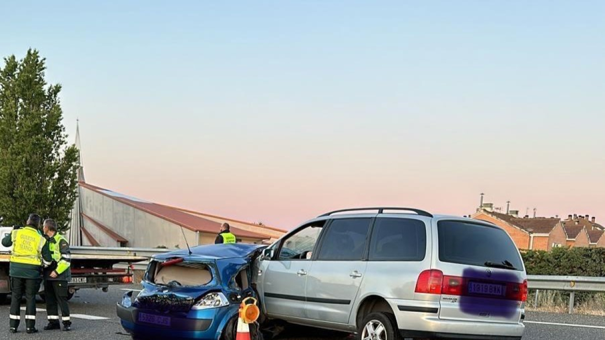 Accidente en la la A-67 a la altura del término palentino de Villamuriel de Cerrato.