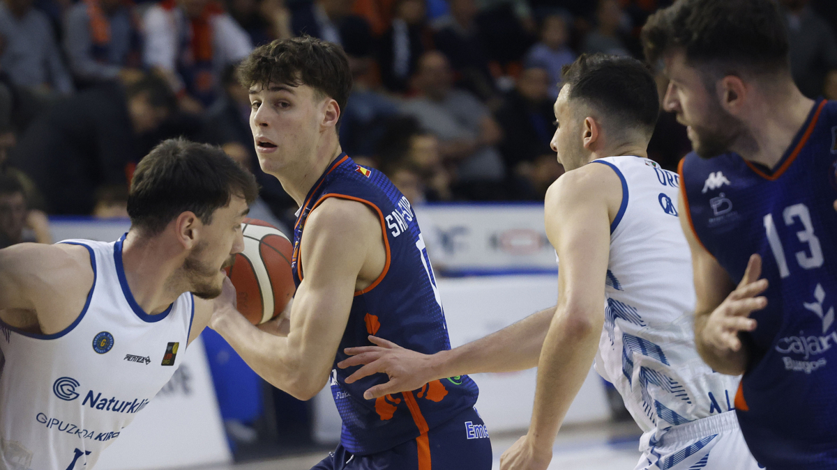 Imagen del partido entre el Tizona y el Guuk Gipuzkoa.