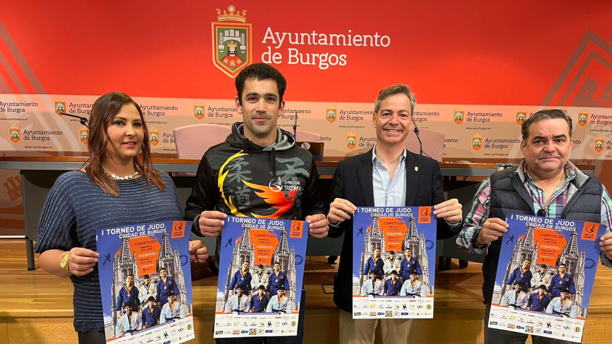 El concejal de Deportes, César Barriada, trasladó el apoyo del Ayuntamiento a los integrantes del club Suzoku, organizador del I Torneo de Judo Ciudad de Burgos.