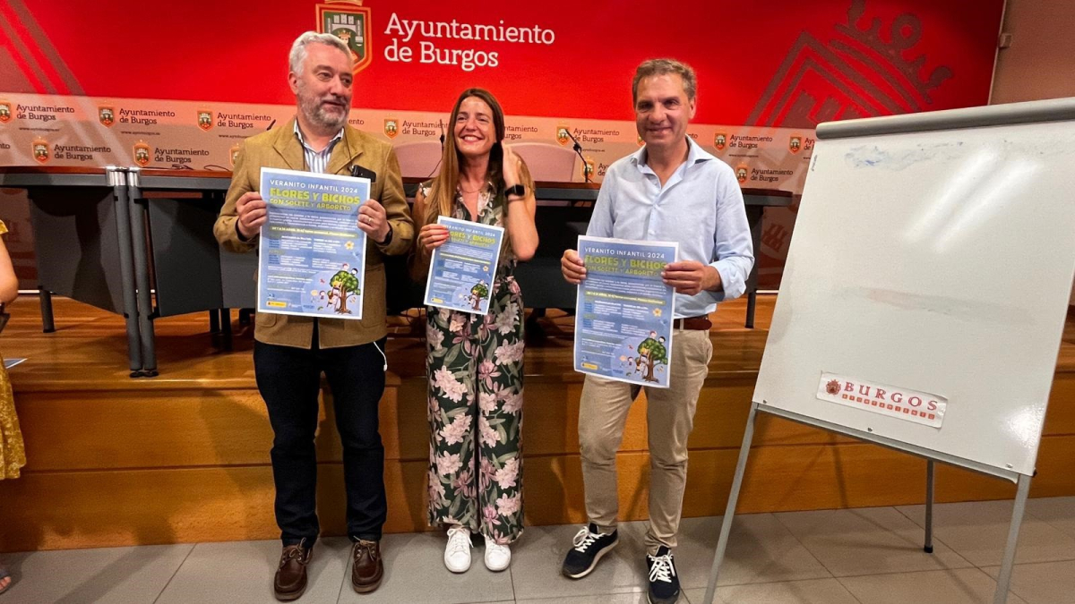 Niño, Alegría y Lozano durante la presentación del 'Veranito Infantil'.