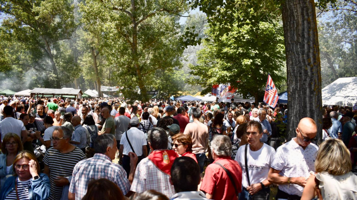 Celebración del Día de las Peñas en Fuentes Blancas.