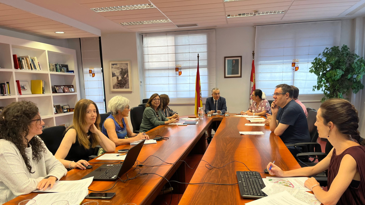 Reunión de la Comisión de Patrimonio.