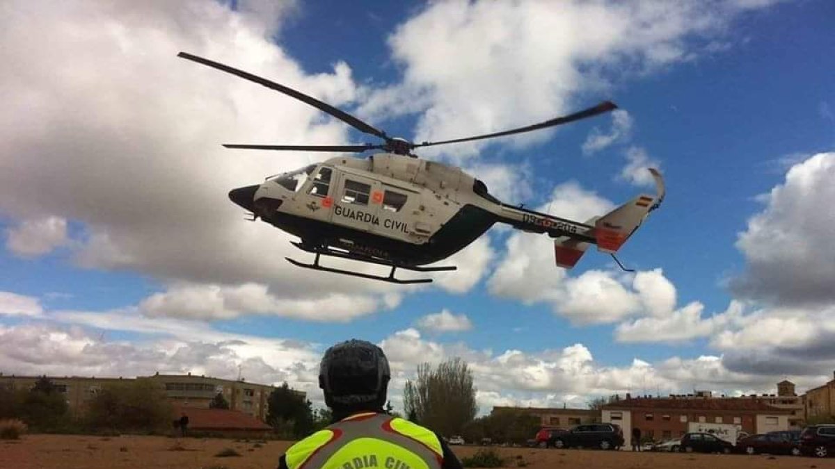 Rescate en helicóptero de la Guardia Civil.