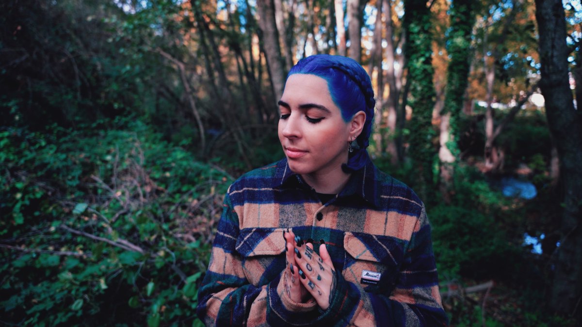 Celia Becks, primera participante del ciclo 'Callejón en Acústico'.