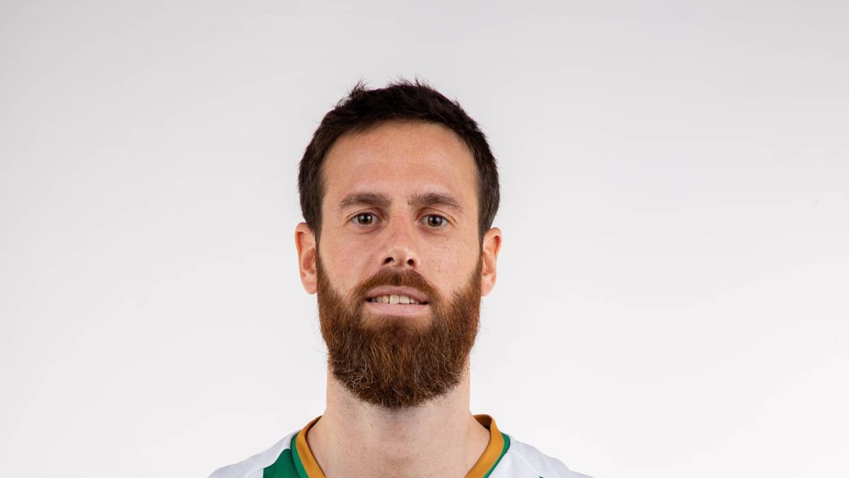 El alero Pablo Almazán.