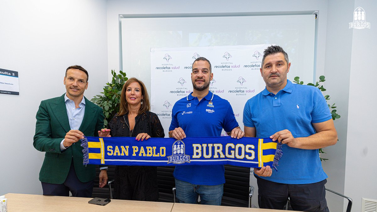 El técnico fue presentado en Recoletas, patrocinador del club
