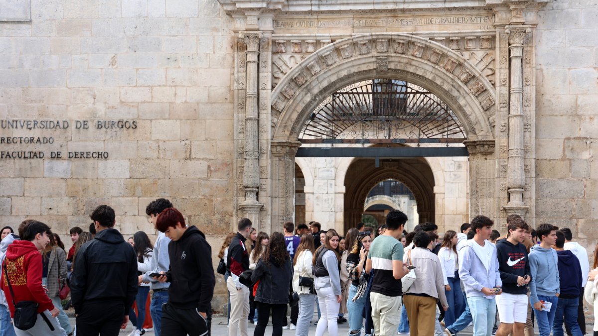 Bienvenida nuevos estudiantes.