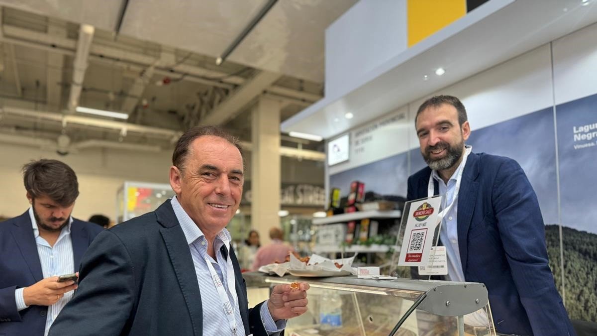 El presidente de la Diputación de Soria, Benito Serrano, en la Feria de Gastronomía de Londres.