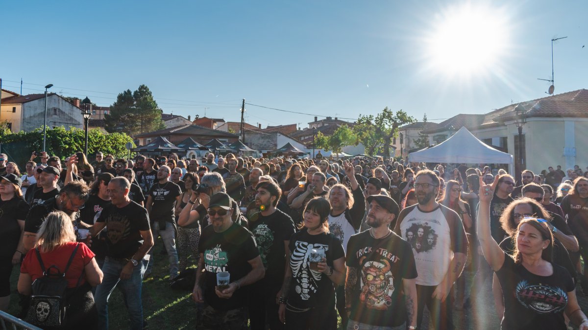 Asistentes al festival Valdorrock en 2024.