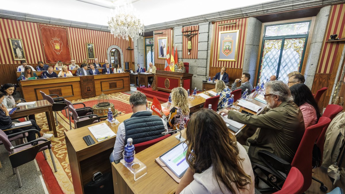 Imagen del Pleno en el que se aprobaron propuestas sobre talento joven.