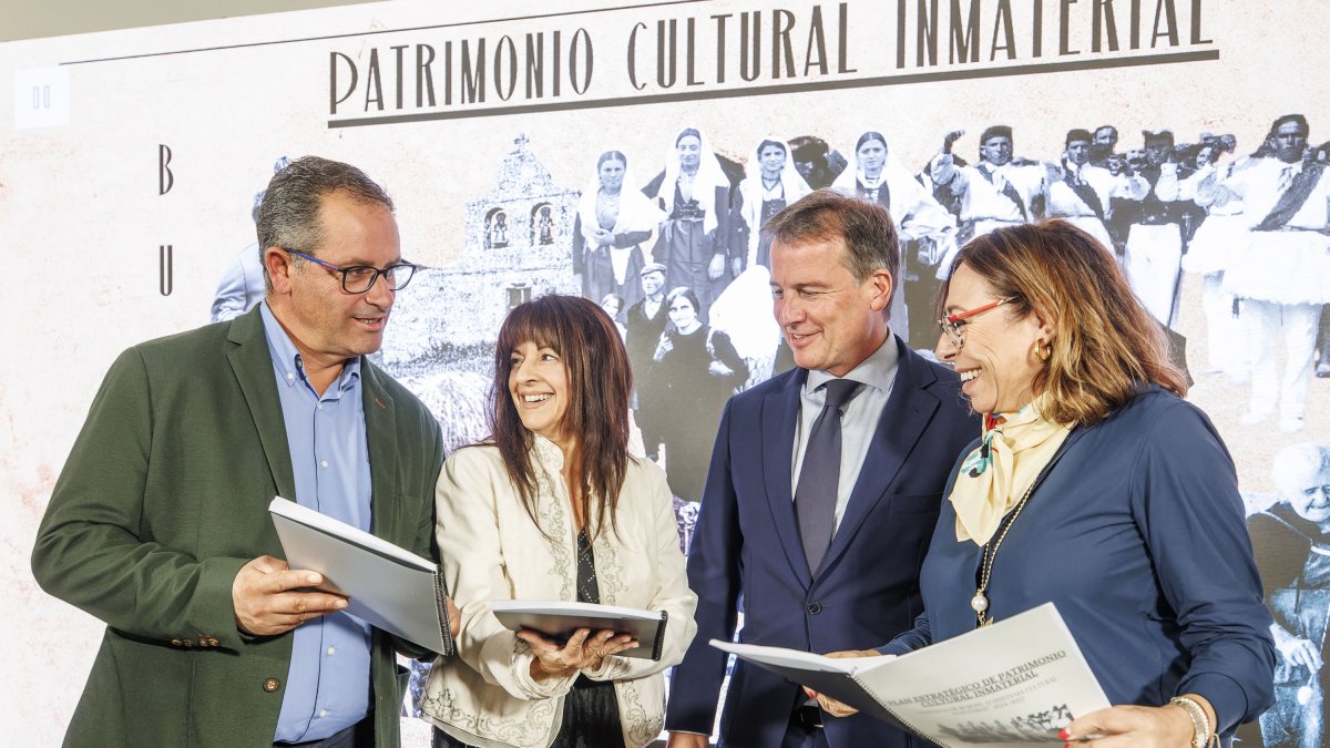 Presentación del plan estratégico del patrimonio cultural inmaterial.