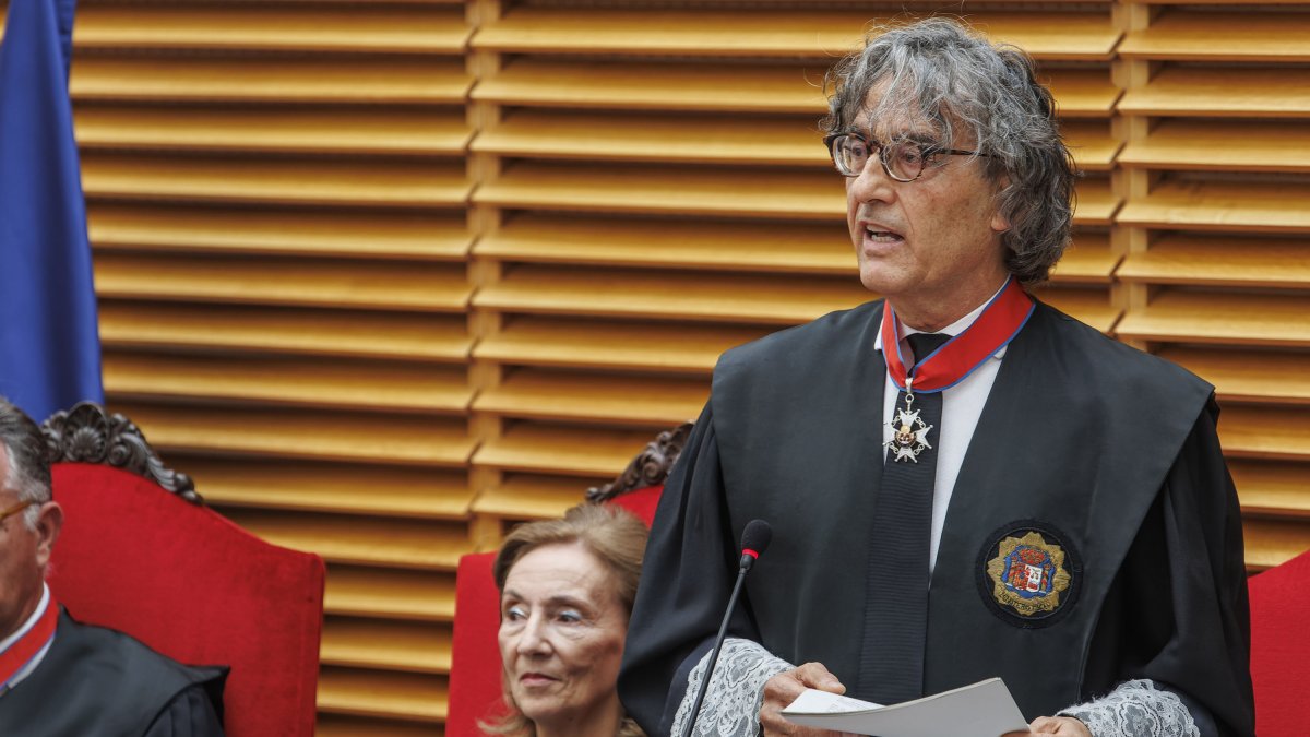 El fiscal superior de Castilla y León, Santiago Mena, en la apertura del año judicial 2024-2025.