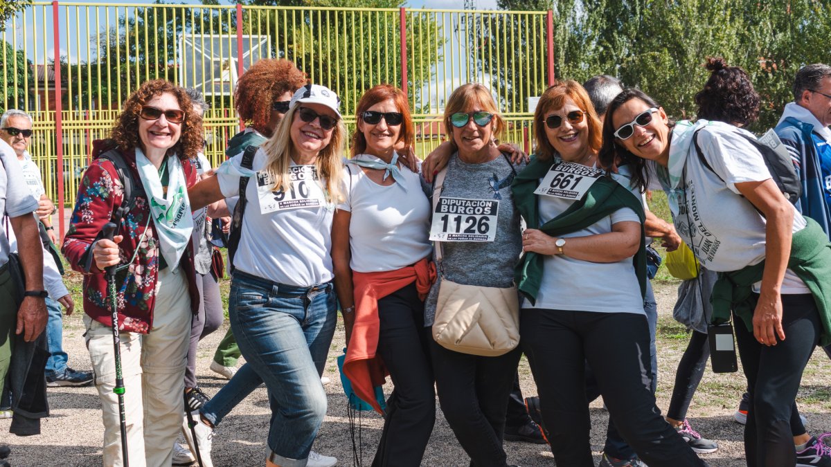 Imagen de marchadoras solidarias.