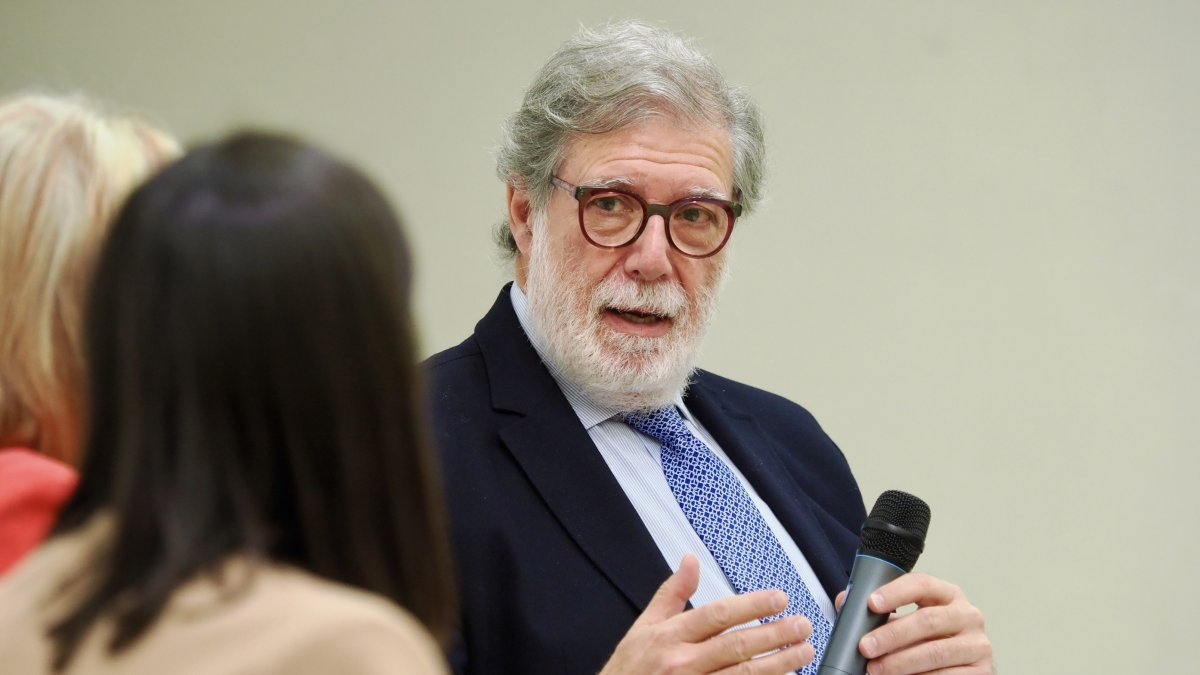 El presidente de la CEOE Castilla y León, Santiago Aparicio, participa en los Encuentros Informativos de Europa Press y Unicaja, a 23 de septiembre de 2024, en Valladolid, Castilla y León (España).