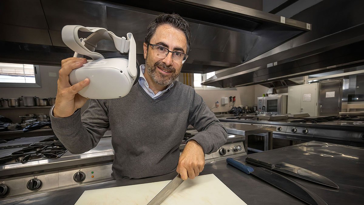 Óscar Carbonell Carqués, Director de CIFP La Flora y coordinador de MR-Preculinary.