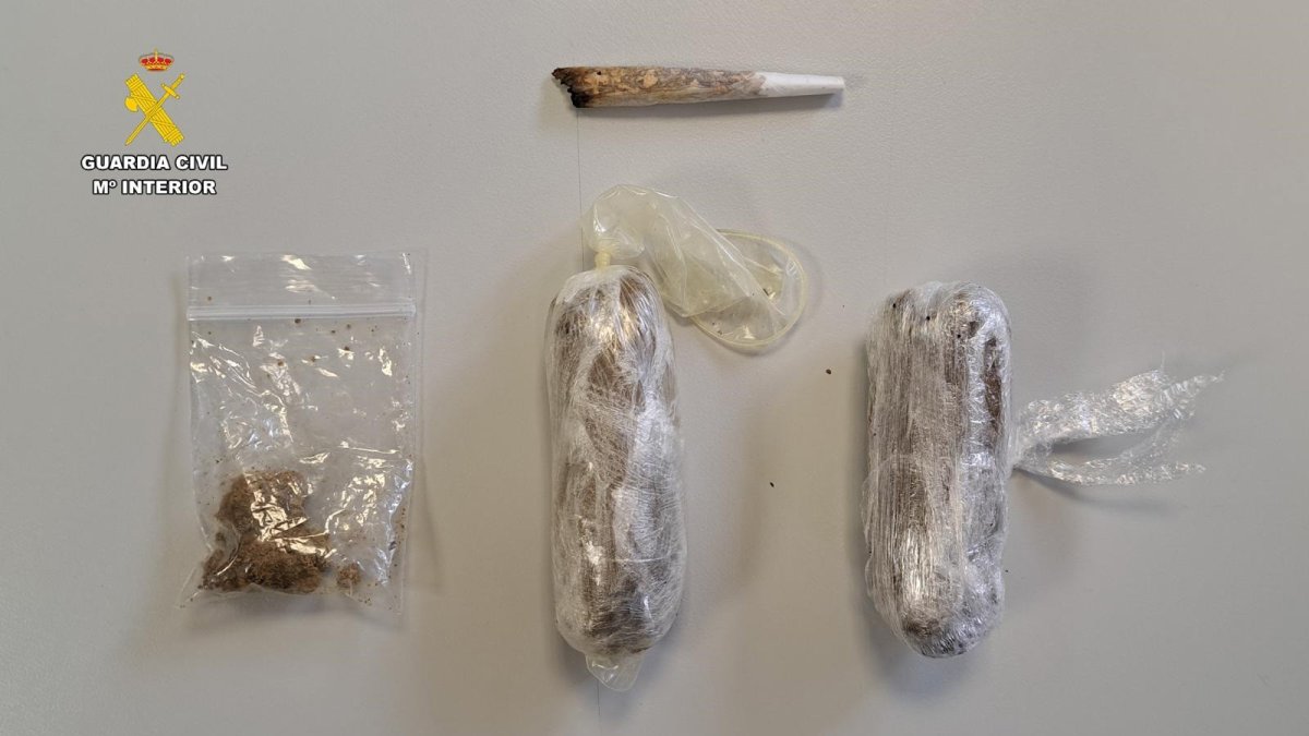 Imagen de las sustancias estupefacientes aprehendidas