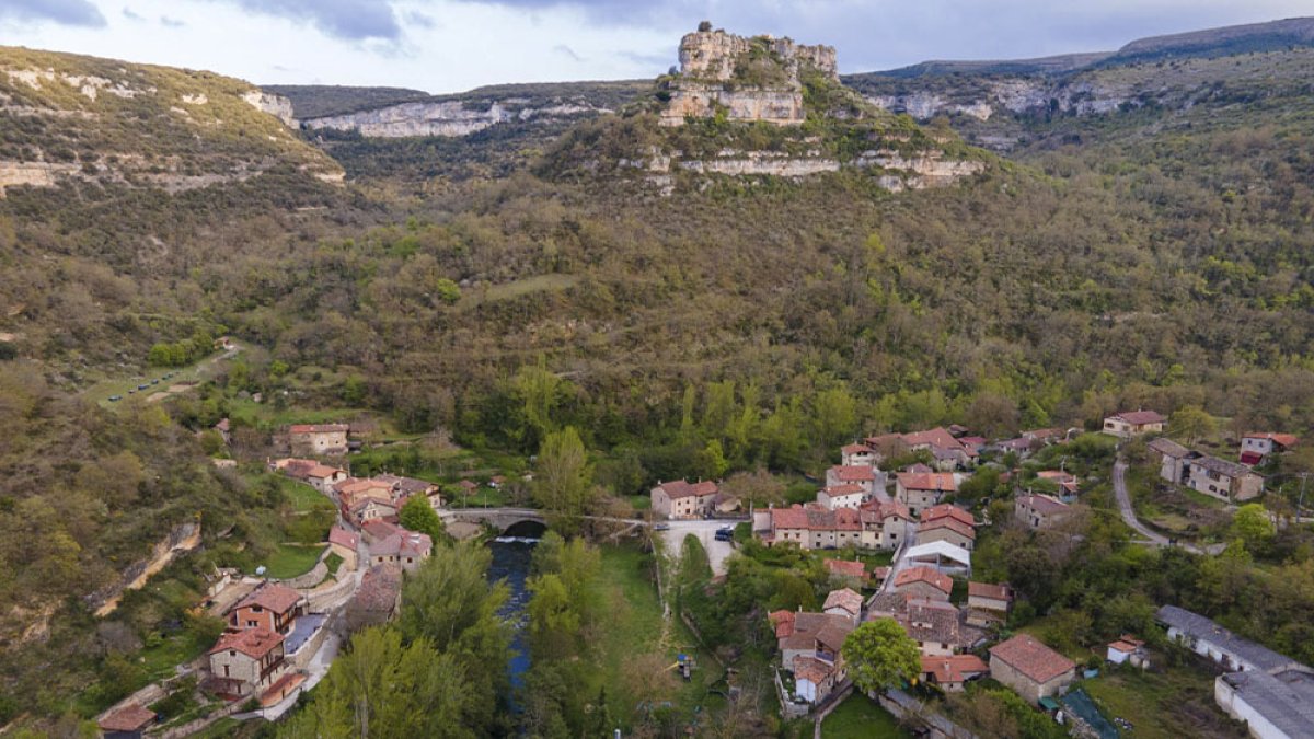 Valdelateja está situada  en un lugar privilegiado.