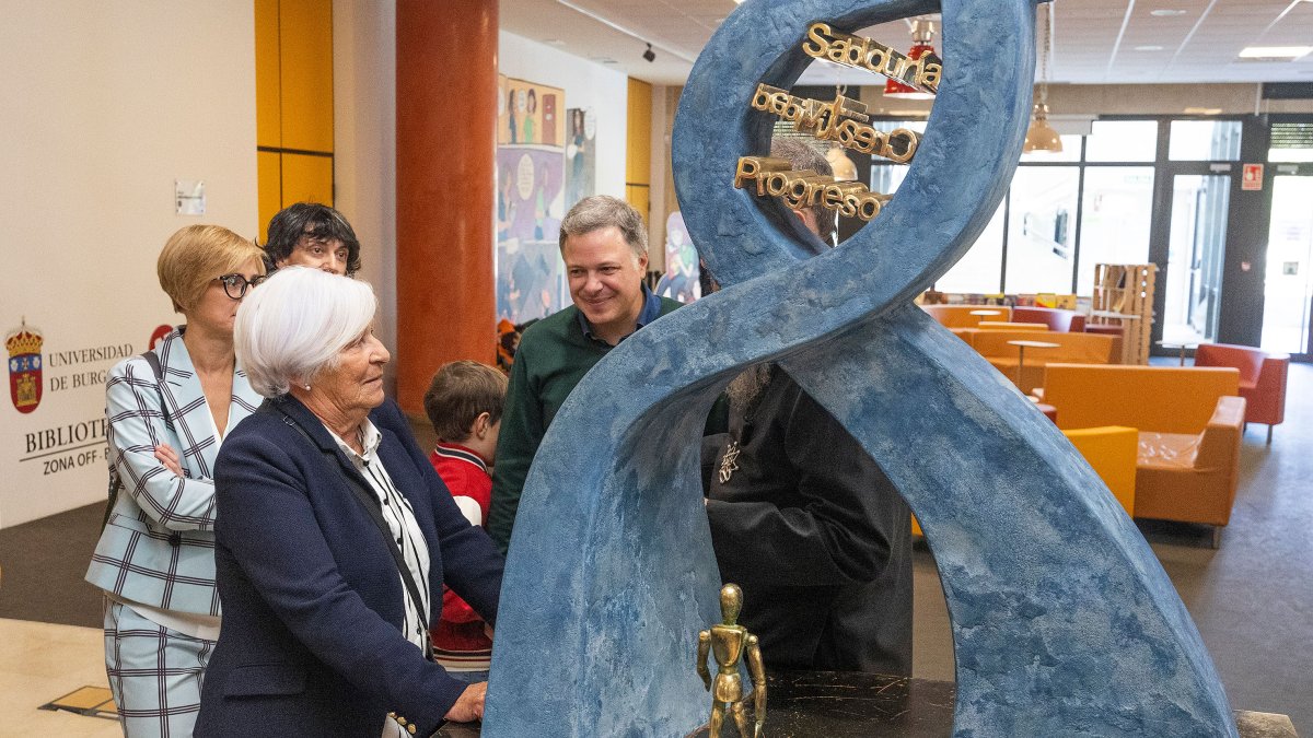 Un acto de homenaje a uno de los 'padres' de la universidad burgalesa.