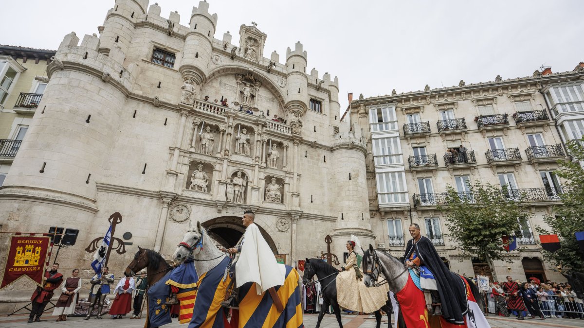 El desfile cidiano centró la atención en un día de fiesta.