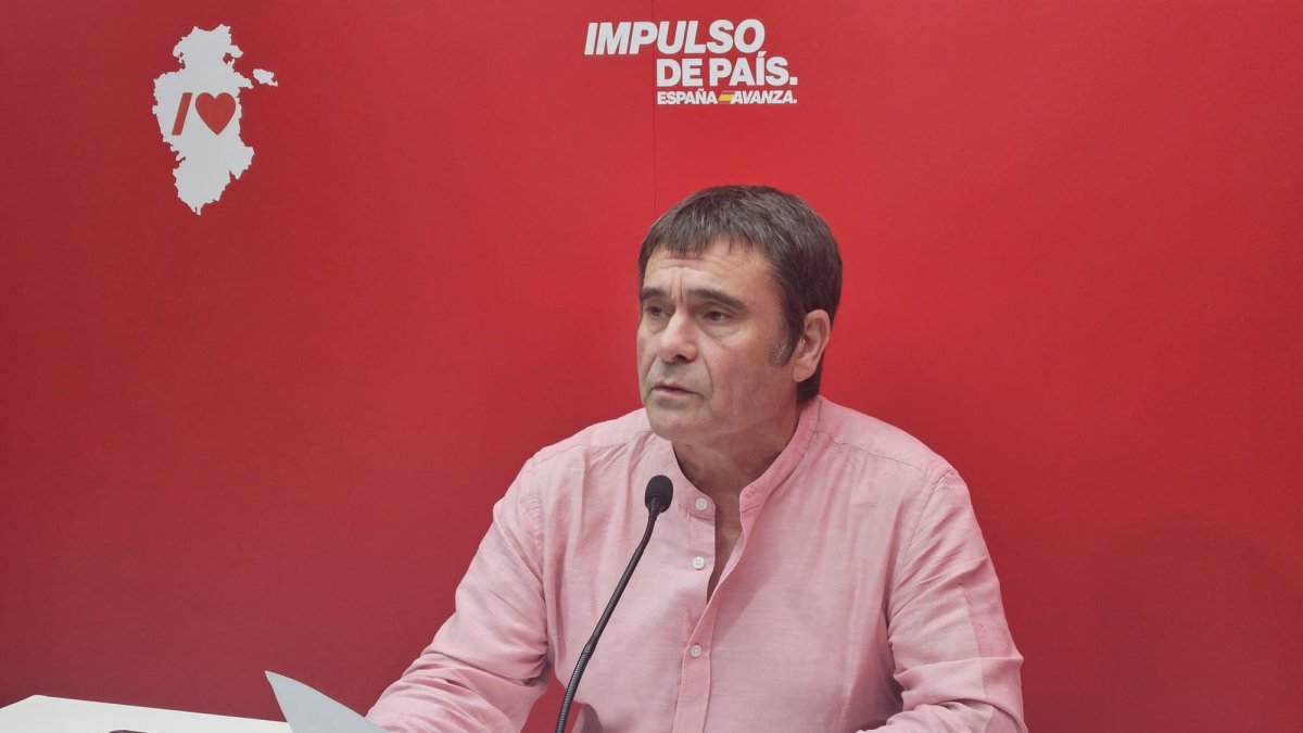 El procurador del PSOE, Jesús Puente, denuncia la «inacción» de la Junta con los yacimientos de Salas y Torrelara.