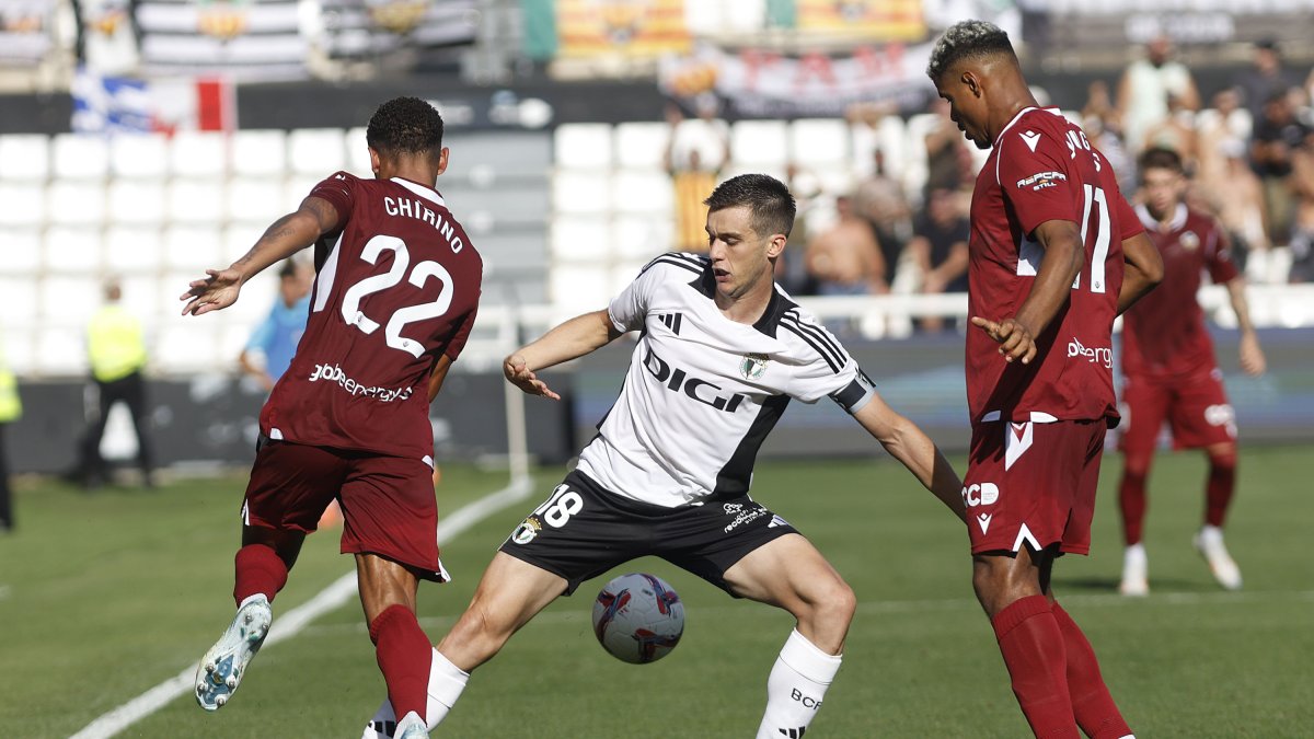 Aitor Córdoba, durante el partido contra el Castellón.