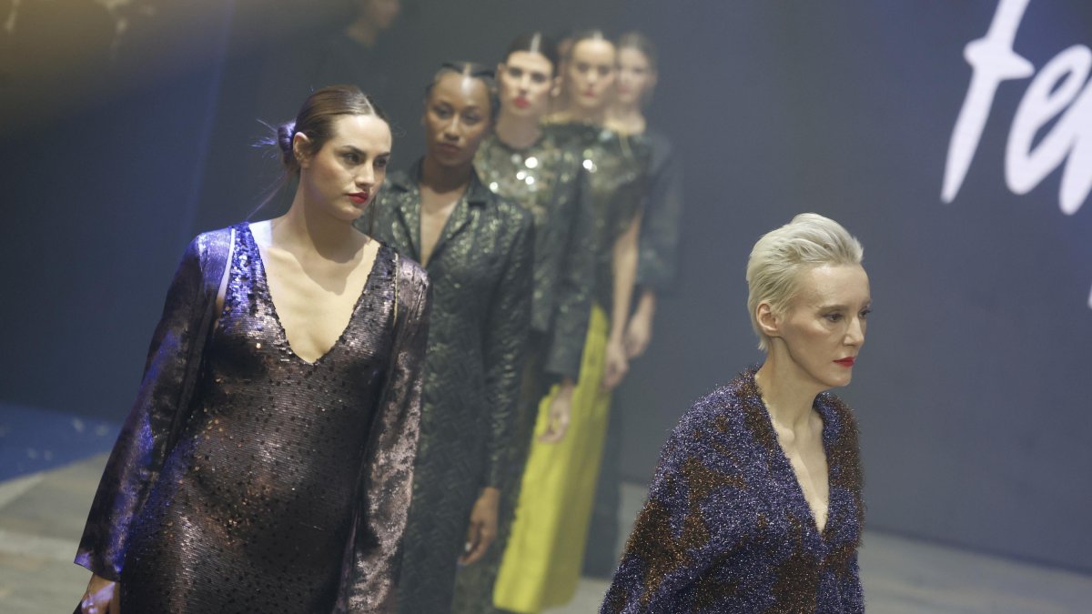 Diseños de Fely Campo, firma salmantina que regresará a Burgos en la próxima edición de la pasarela Uniendo Moda .