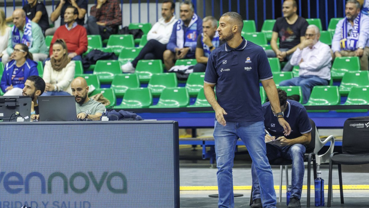 Bruno Savignani en un partido en el Coliseum.