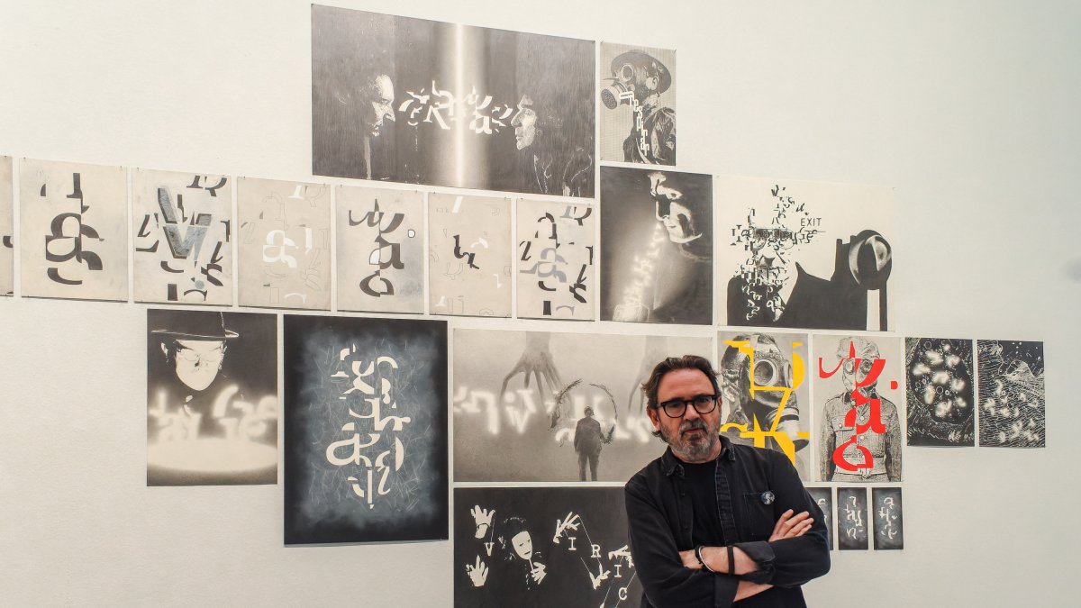 Eduard Arbós aborda en ‘Languaje is a virus’ la intrínseca -y a veces tormentosa- «relación entre texto e imagen».