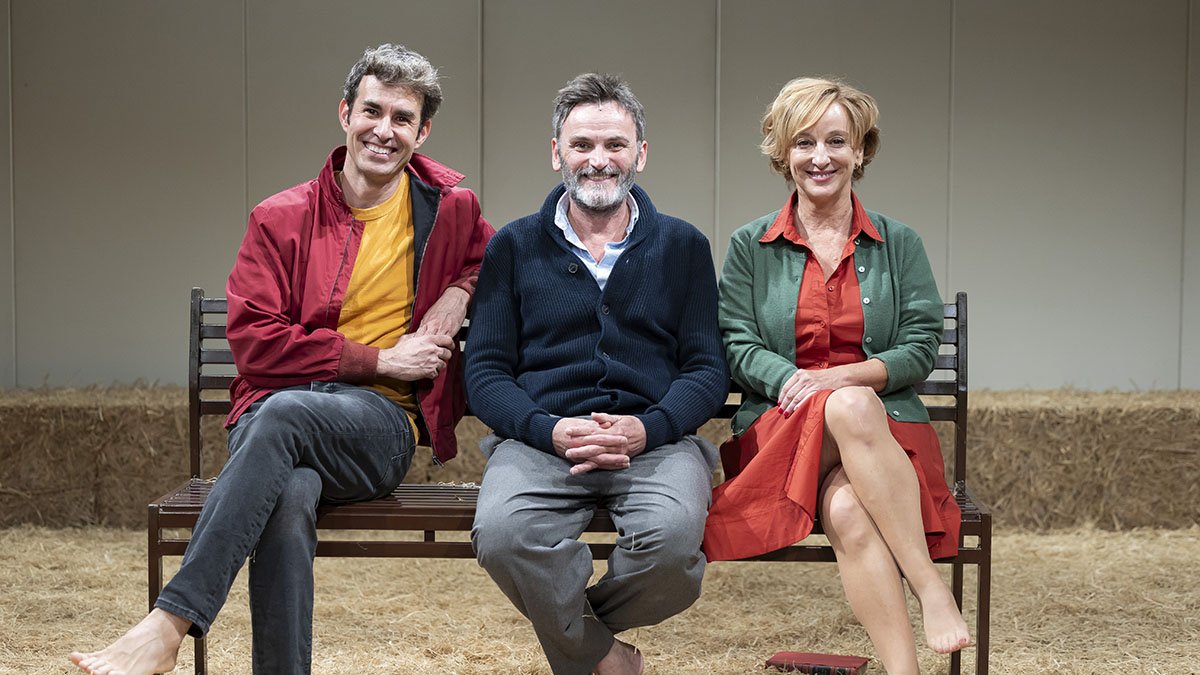 Dani Muriel, Fernando Tejero y Ana Labordeta protagonizan 'Camino al zoo'.