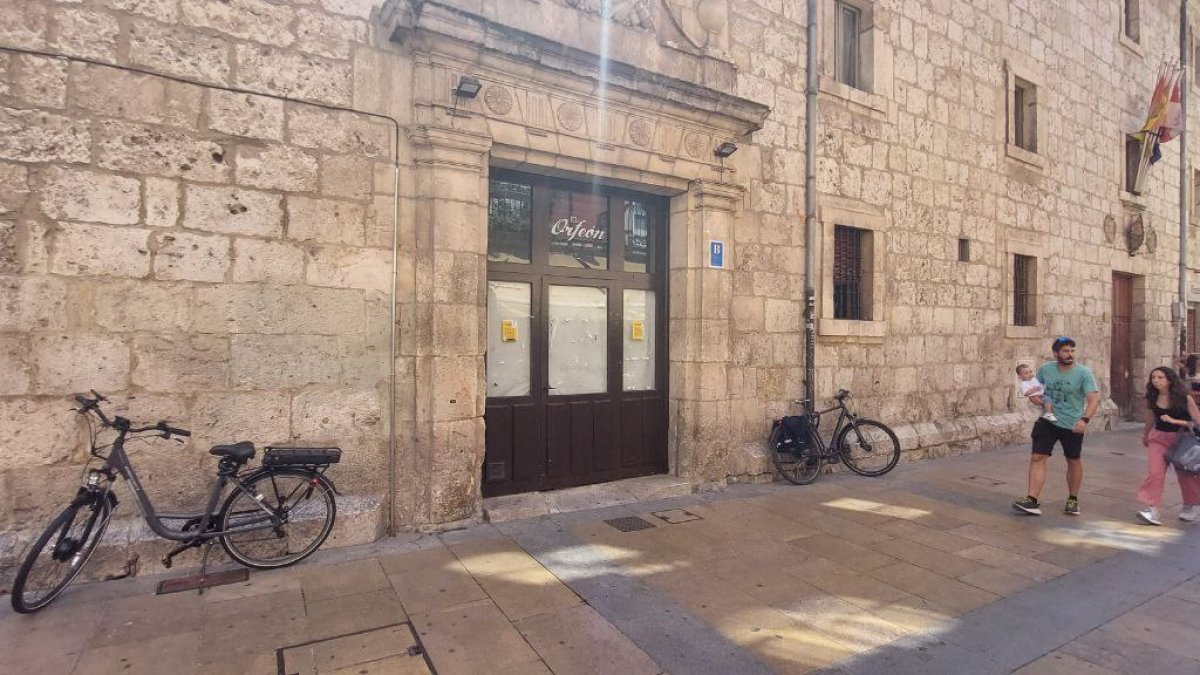 Bar del Orfeón en la calle San Lorenzo
