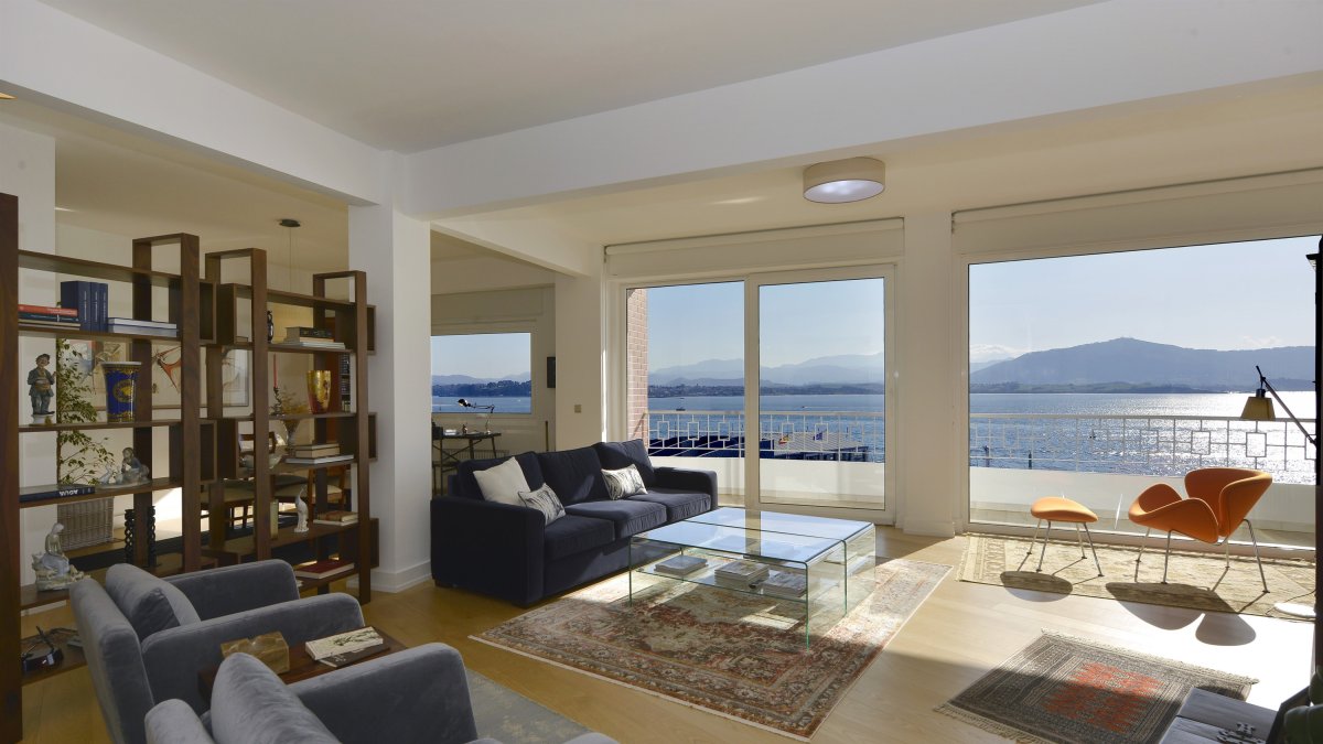 Archivo - Vivienda en Santander.