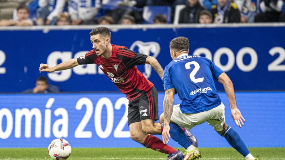 Imagen del partido entre el Oviedo y el Mirandés.