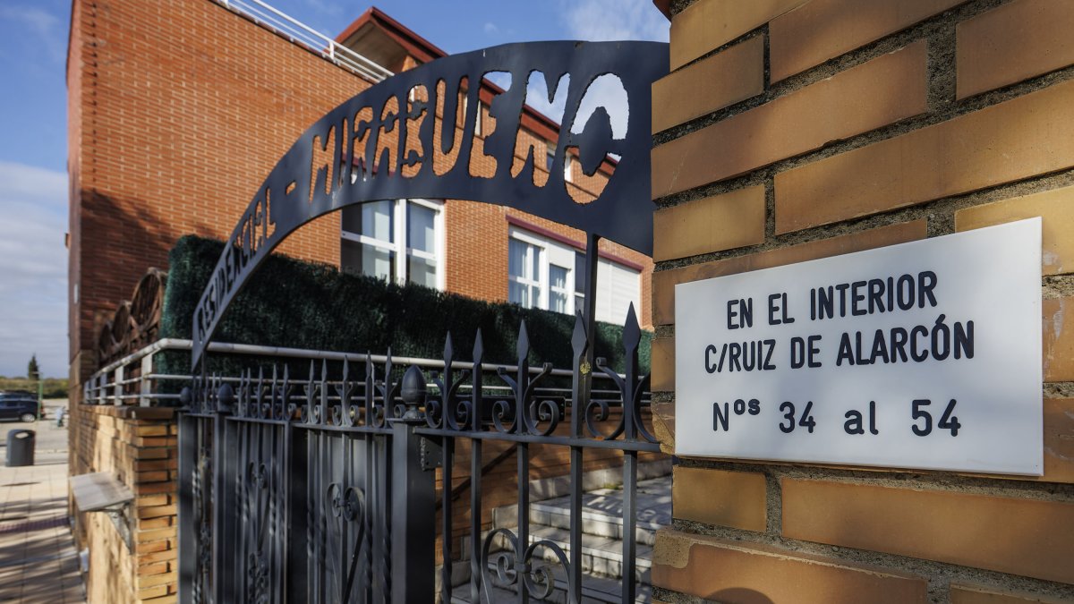 Imagen del edificio en el que se ubica la vivienda donde se produjo la agresión mortal.