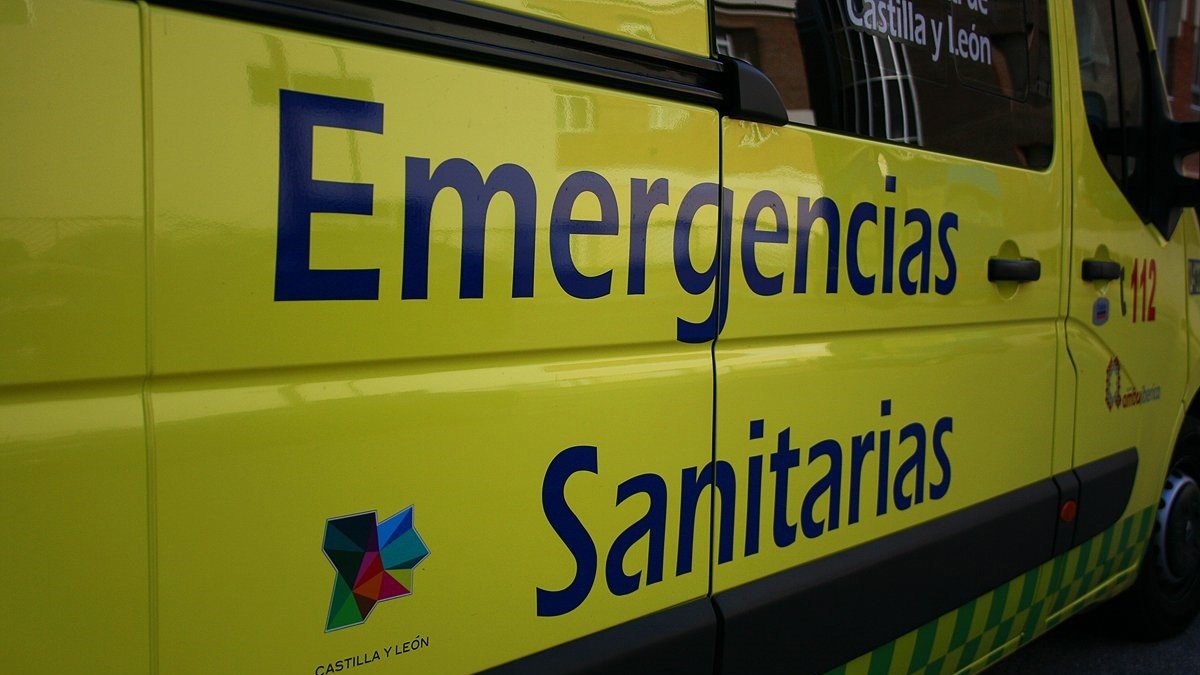 Archivo - Ambulancia de Emergencias Sanitarias, Sacyl.
