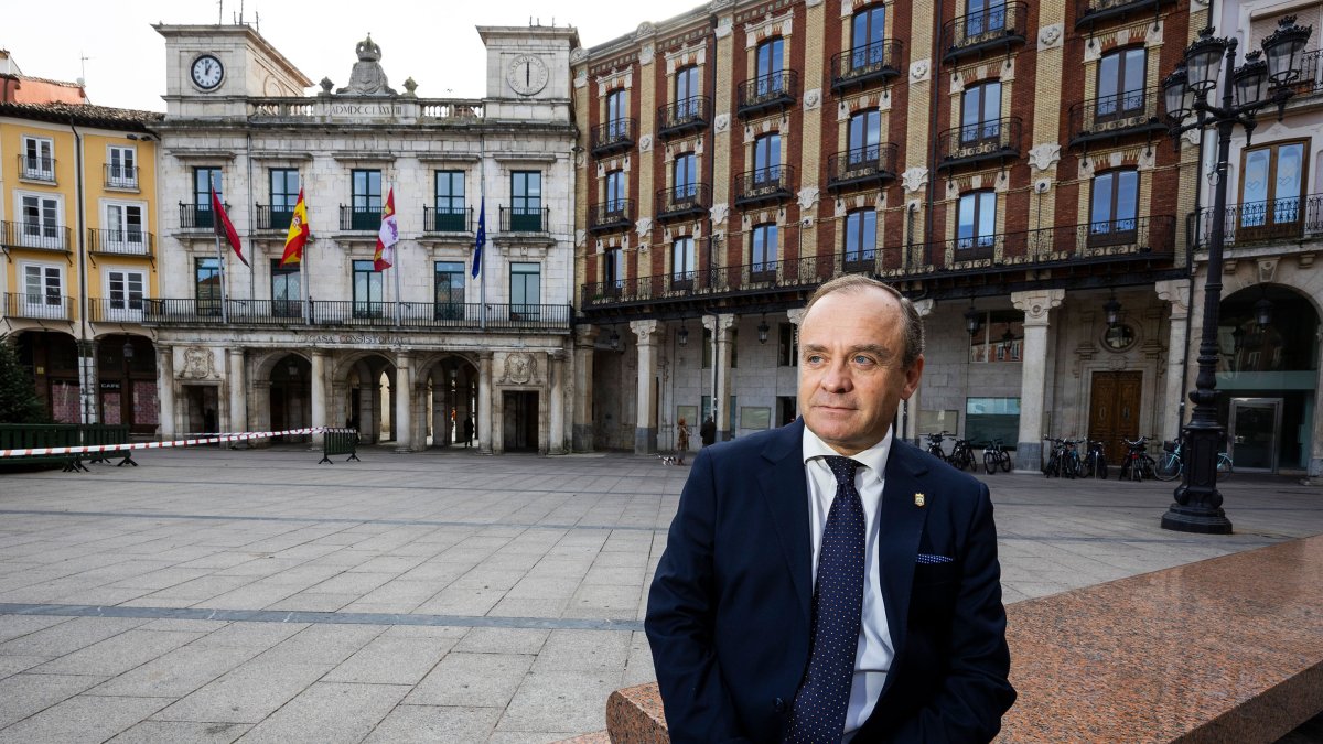 El portavoz de Vox, Fernando Martínez-Acitores, encara su nuevo papel en la oposición en el Ayuntamiento de Burgos.