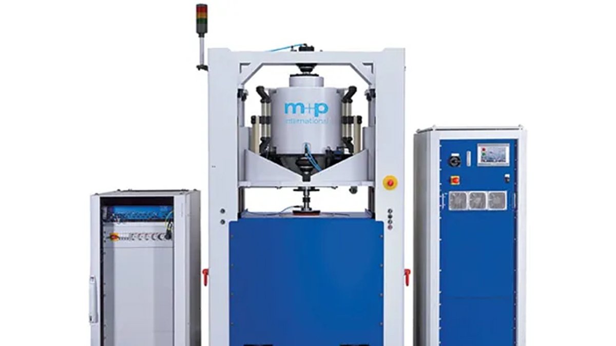 La UBU incorpora una máquina de ensayos dinamo-mecánica de alta frecuencia para ensayos sobre materiales.