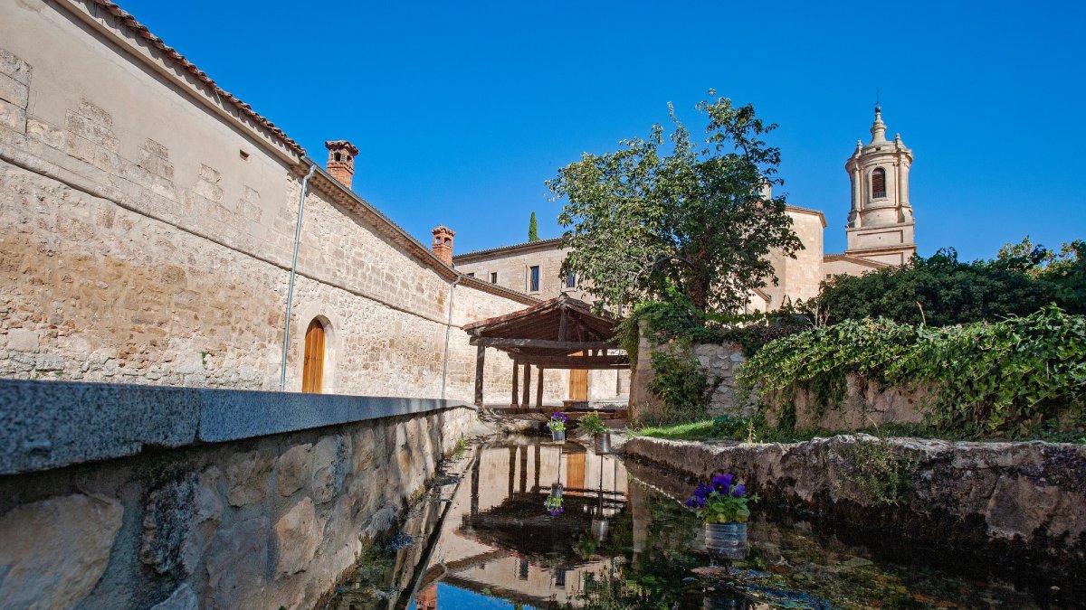 El casco urbano de Silos guarda hermosos rincones.