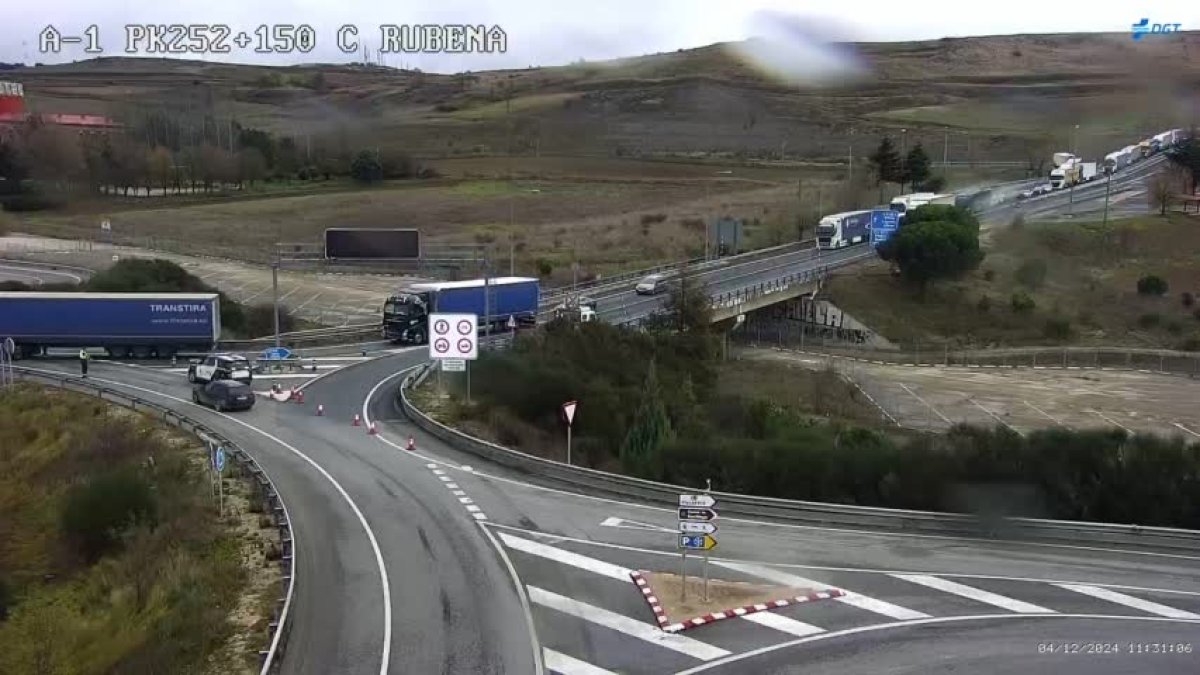 Imagen de desvío de vehículos en Rubena.
