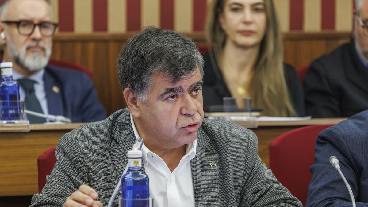 Juan Manuel Manso, vicealcalde por el PP, será el presidente de la comisión de investigación sobre las recargas de las tarjetas del autobús.