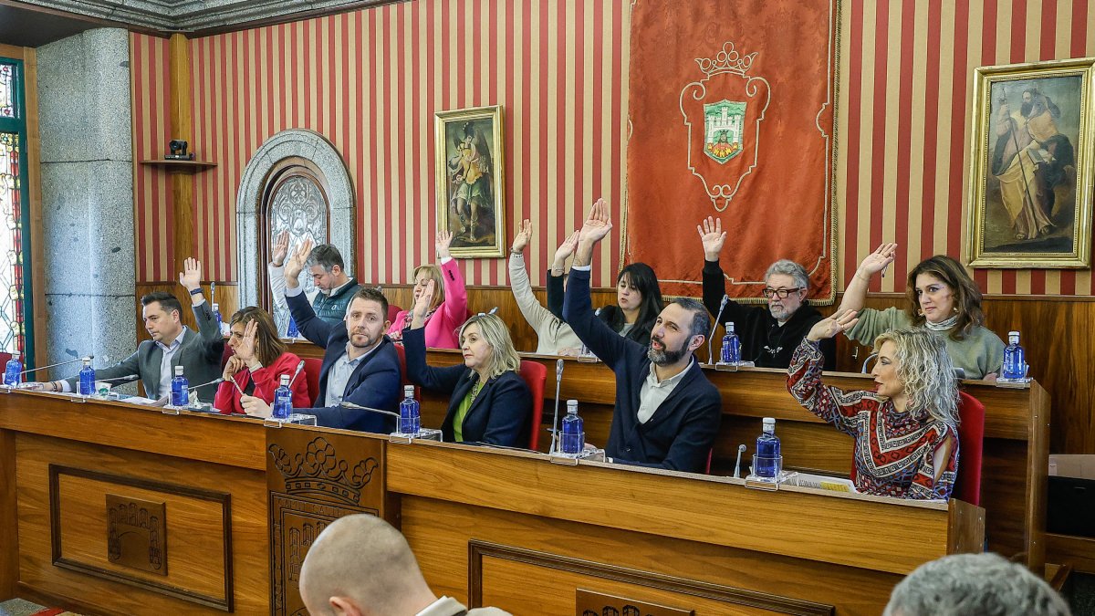 Un momento del primer Pleno del año 2025, en el Ayuntamiento de Burgos.