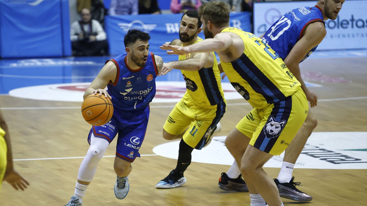 Dídac Cuevas, durante el partido contra Ourense.
