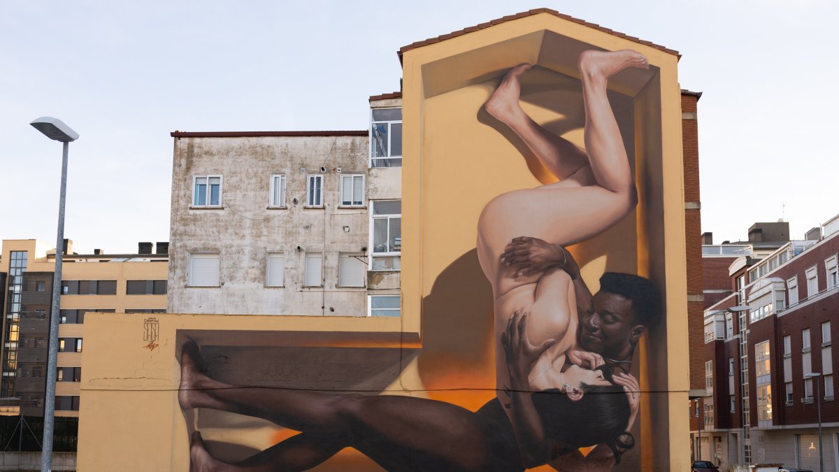 Vista general del mural creado por el burgalés en el barrio de Santa Catalina de Aranda de Duero.