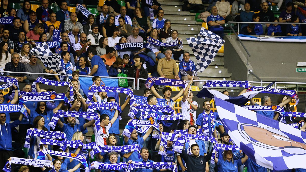Imagen de la afición en el Coliseum.