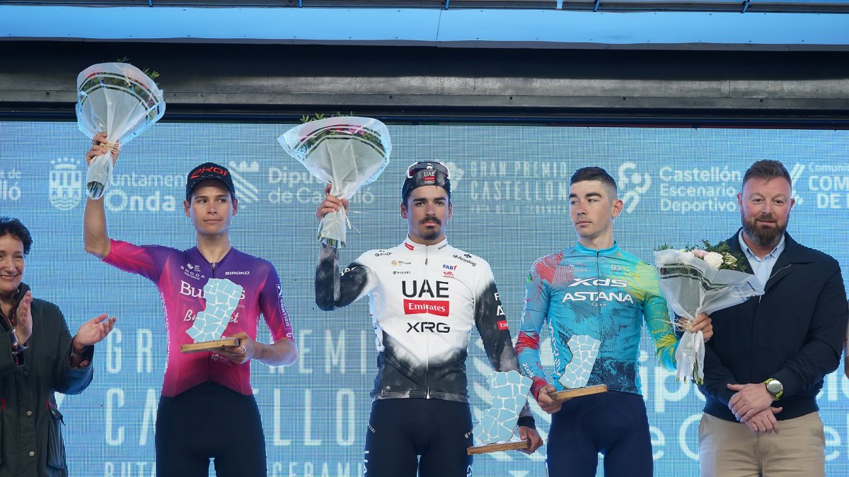 Eric Fagúndez, en el segundo escalón del podio.