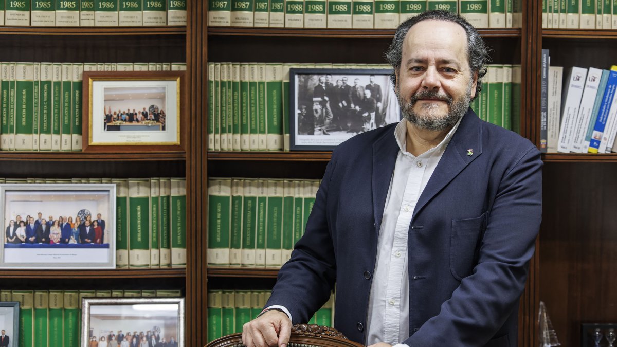 Rodrigo Moral Ortiz, presidente del Colegio Oficial de Farmacéuticos de Burgos.